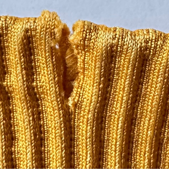 NWT. Joylab mustard yellow high waisted crop athletic leggings Size L - Picture 10 of 12